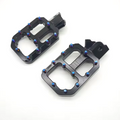 Ultra Bee Wide Pegs