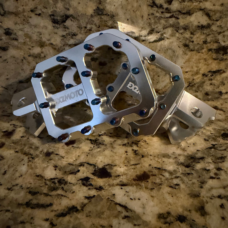 Wide Pegs